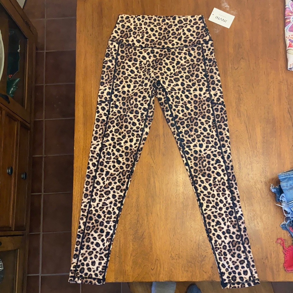 Cheetah print leggings